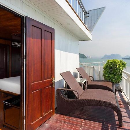 Garden Bay Premium Cruise Hotel Ha Long Exterior foto